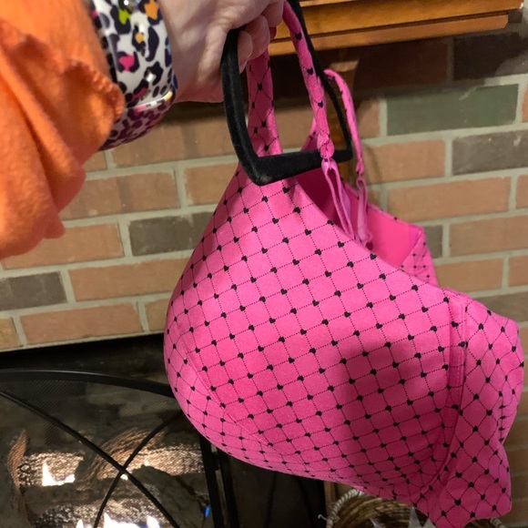 SOLD!!  Pink & Black Cacique 46DDD Underwire Bra - Picture 9 of 12